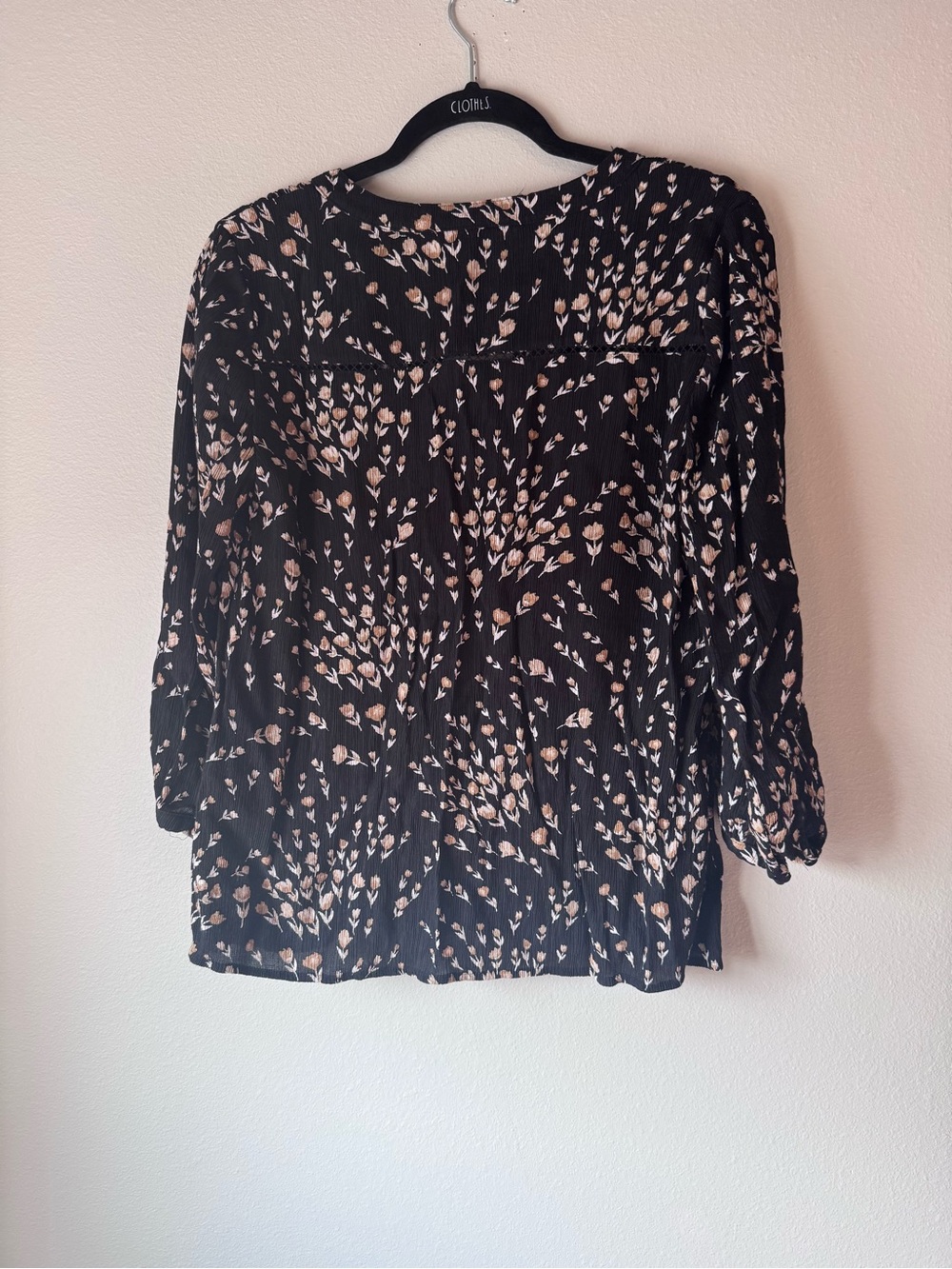 White House Black Market Black Floral Peasant Blouse - Picture 5 of 7